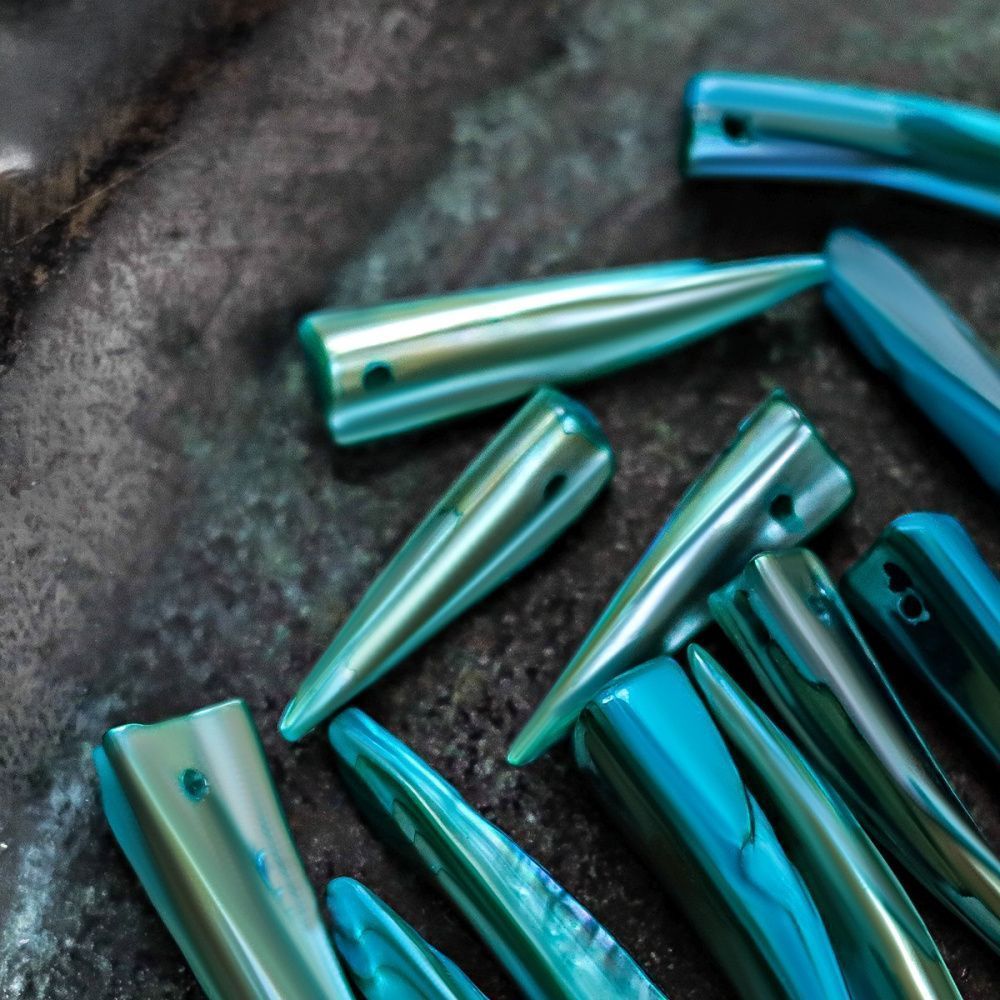 бусина из ракушки, "спайк", цвет сине-зеленый, размерный микс, стренд