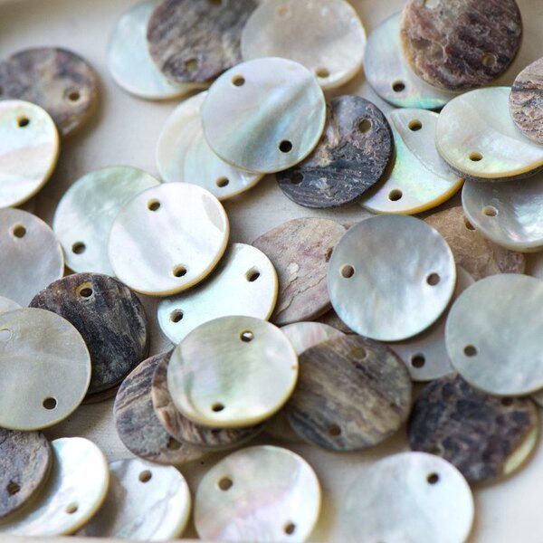 коннектор из ракушки круглый, цвет натуральной ракушки, 15x2 мм