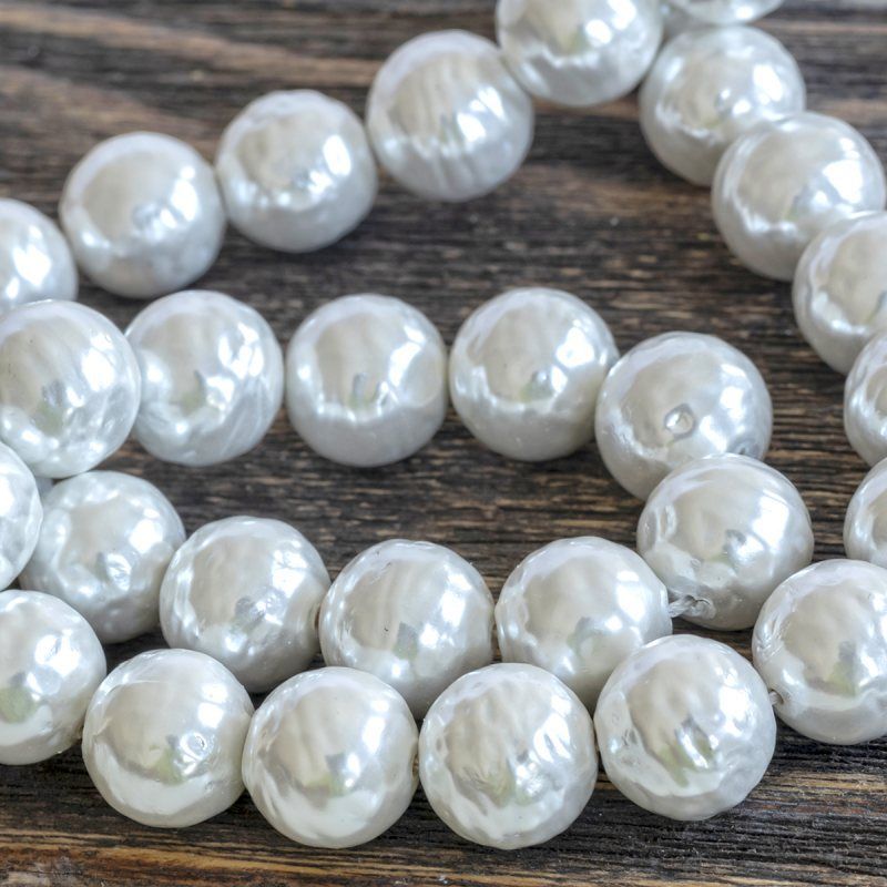 ракушечный жемчуг круглый, "мокрый", цвет белый, 12 мм