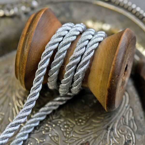 шнур витой, металлик, цвет серебряный 3 мм