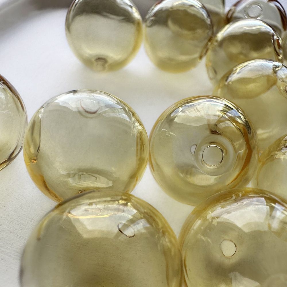 бусина, лэмпворк "шар", бледно-желтый, 16 мм