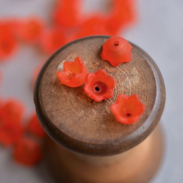 бусина, акрил "ландыш", цвет оранжевый матовый, 10х6 мм