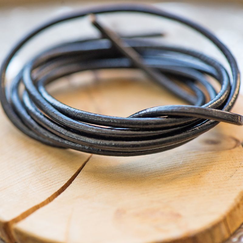 шнур кожаный, цвет черный, диаметр 2.5 мм