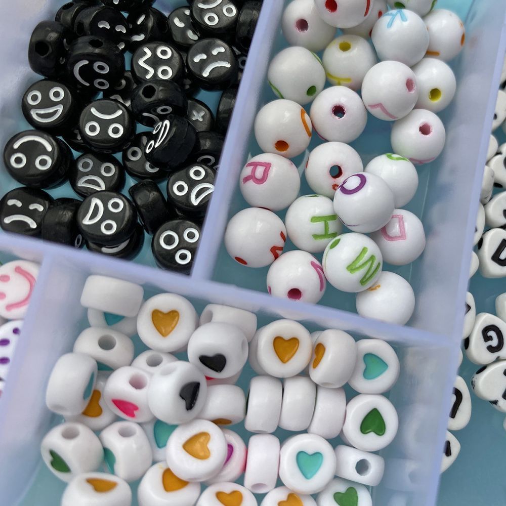 набор бусин в органайзере "марина"