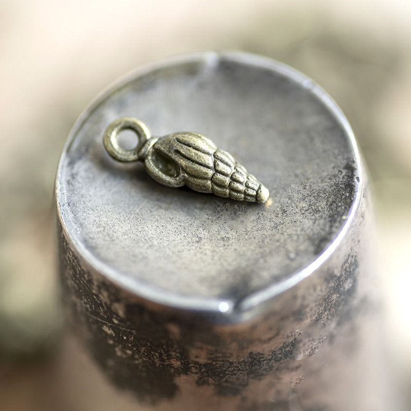 подвеска металлическая "ракушка", цвет античная бронза, 14x5x4 мм