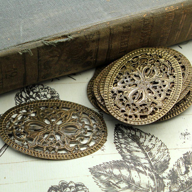 коннектор "филигрань овал", цвет античная бронза, 55x38x1 мм