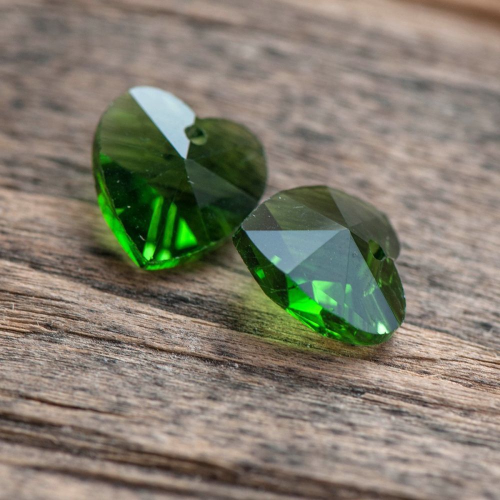 подвеска стеклянная "сердце", граненая, цвет зеленый, 14х14х8 мм