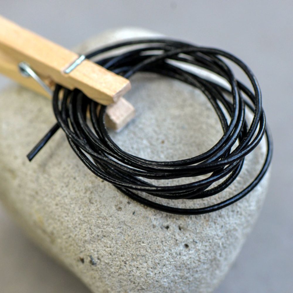 шнур кожаный, цвет черный, диаметр 1.5 мм