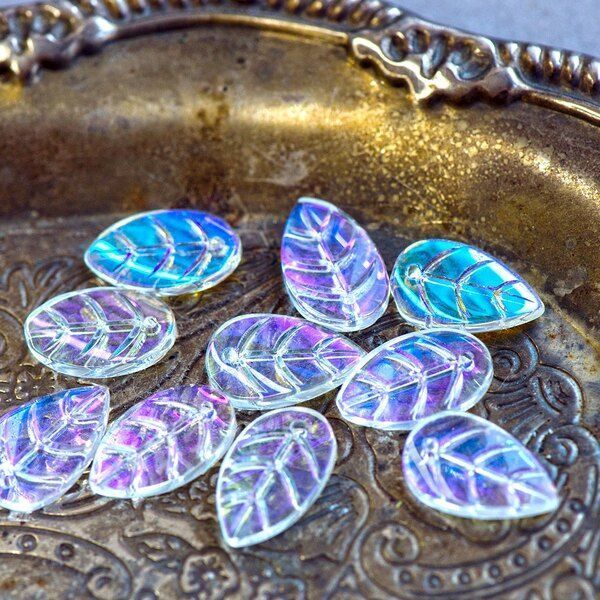 подвеска стеклянная "листик", цвет прозрачный ав, 18x11x3 мм