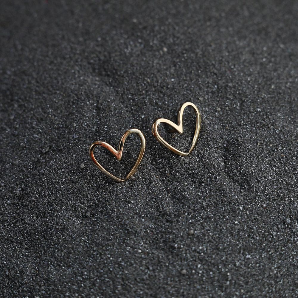 пуссеты "сердце", позолоченные, 13x11 мм