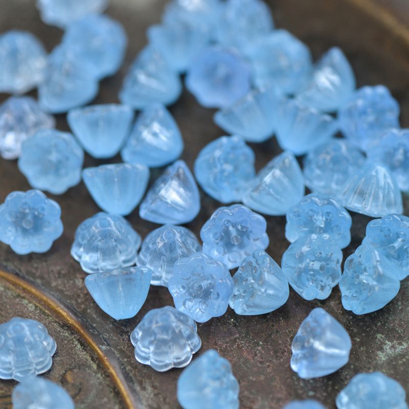 бусина "бутон лотоса", стекло, цвет голубой, 11x10.5x8 мм