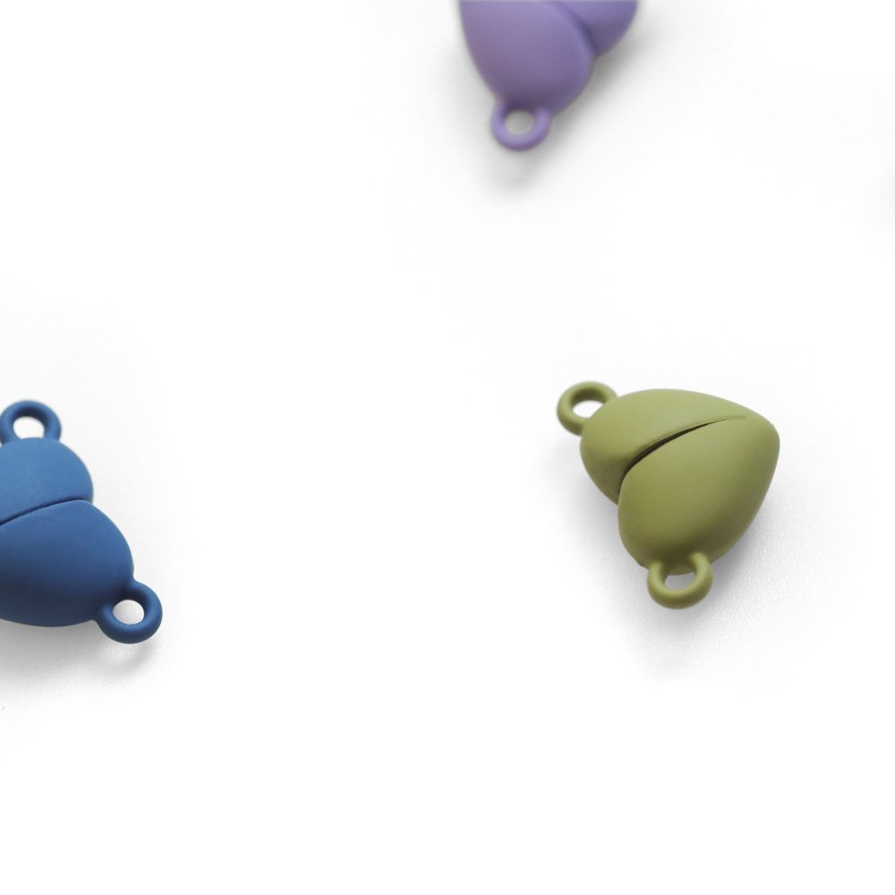 Замочки застежка магнитная "сердце", окрашенная, цветовой микс, 10.5x16x7 мм