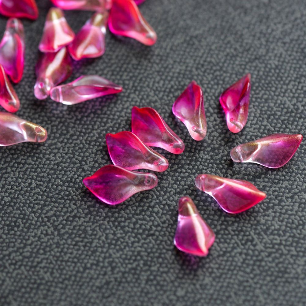 подвеска стеклянная "кала", цвет прозрачный/малиновый, 20x10.5x6 мм