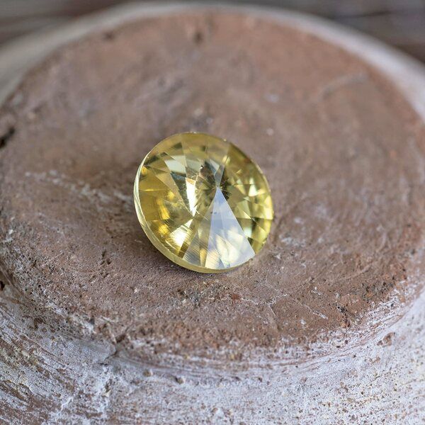 кабошон стекло риволи, цвет шампанского, 14х7 мм