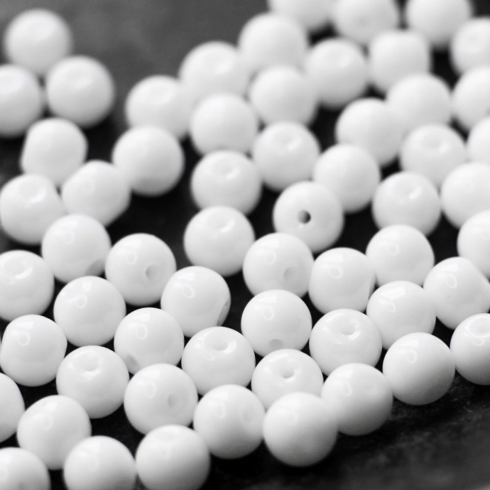 бусина, стекло 4, цвет белый, 4 мм (уп 50+/-5 шт)