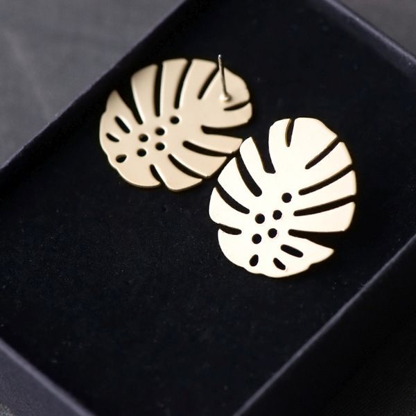 пуссеты "лист монстеры", цвет матовое золото, 28x25 мм