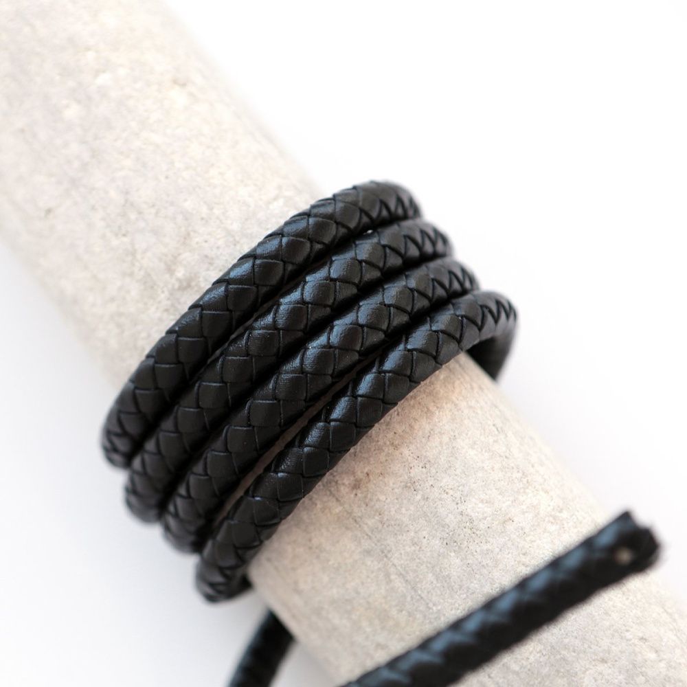 шнур кожаный круглый, плетеный, цвет черный, диаметр 8 мм