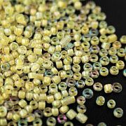 Бисер "Радуга", цвет св.желтый вн.окрашен АВ 12/0  (уп 20 г)