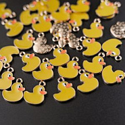 Подвеска металл "Резиновая уточка", эмаль, цвет жёлтый, 15x12.5x1.5 мм