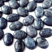 Кабошон яшма овальный, цвет грязно-синий, колорирован, 25х18х7 мм