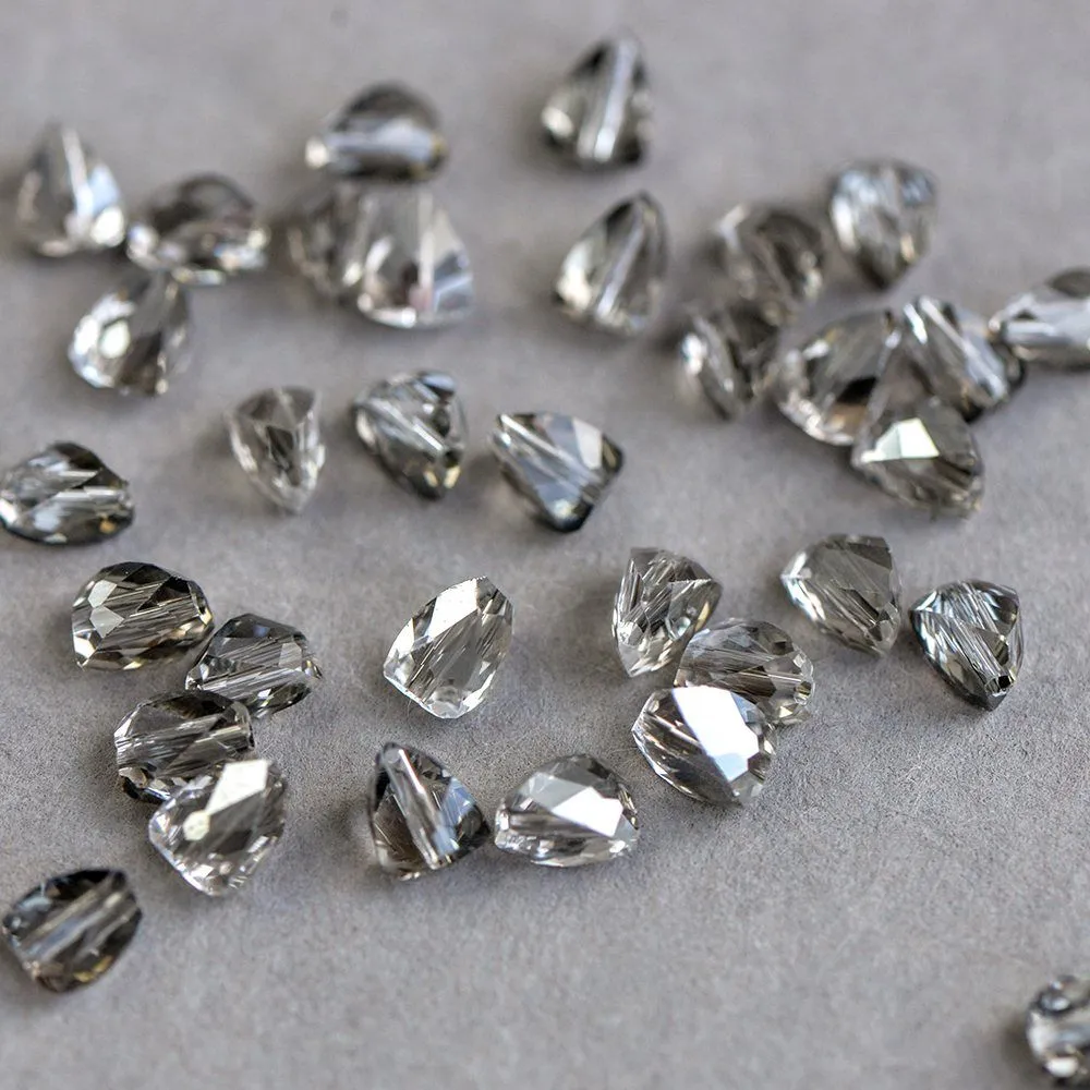 бусина "треугольник", стекло, цвет прозрачный/платиновый, 8x6x6 мм