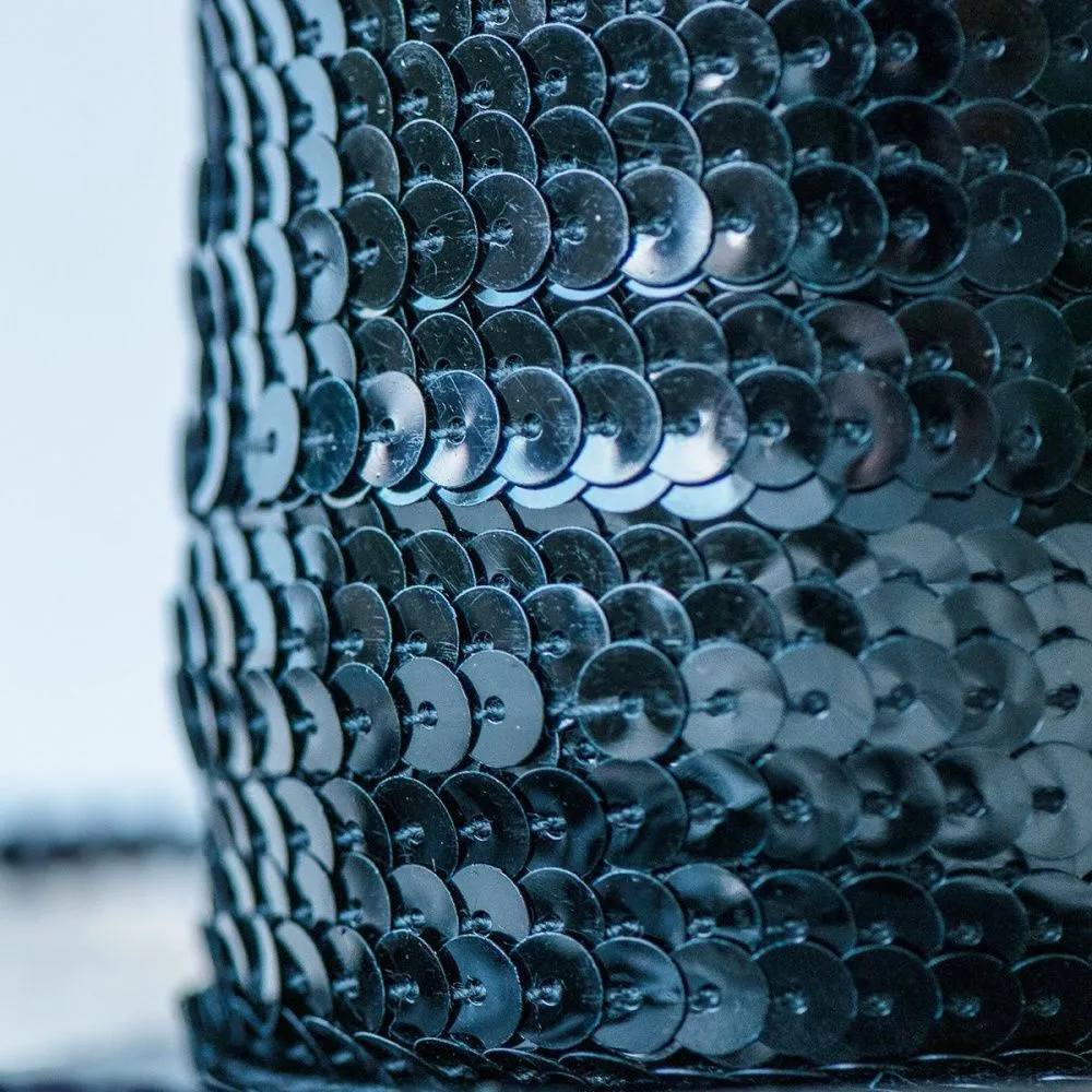 пайетки на нити, цвет черный, диаметр 6 мм