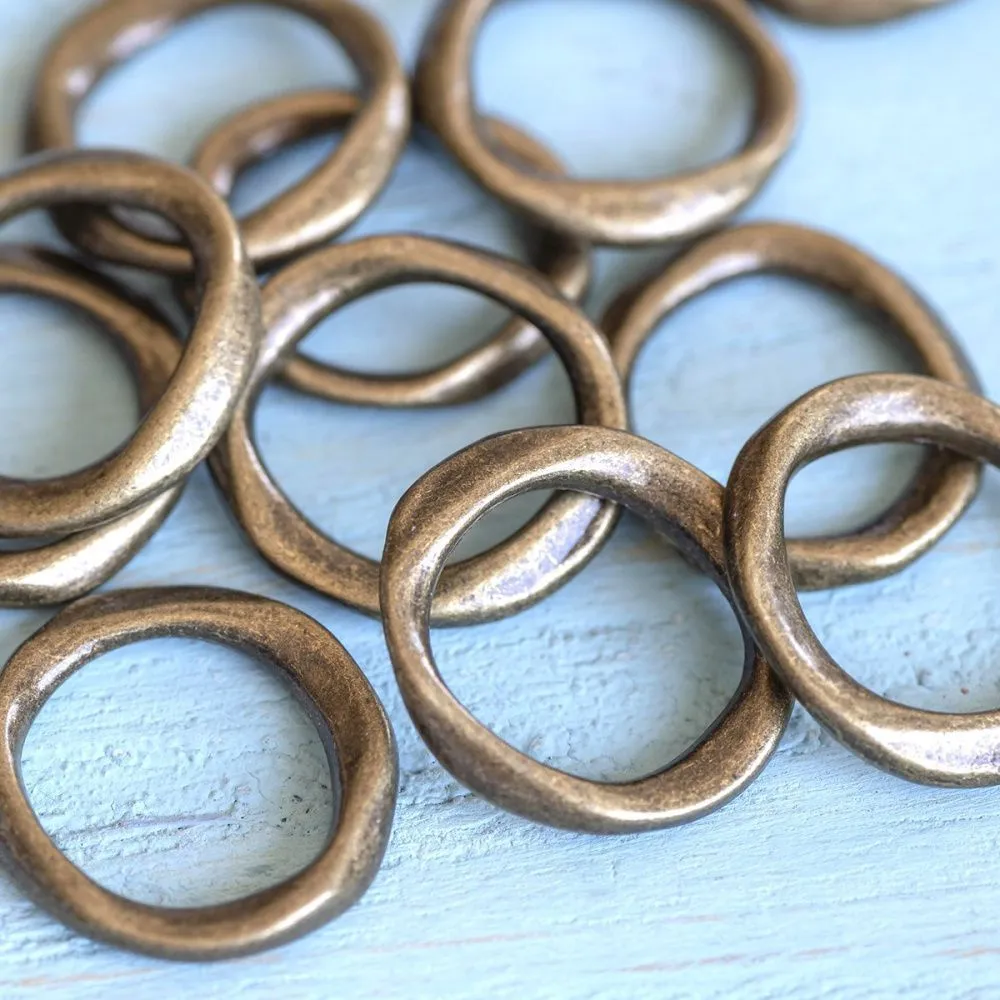 коннектор "колечко", цвет античная бронза, 20х18х3 мм