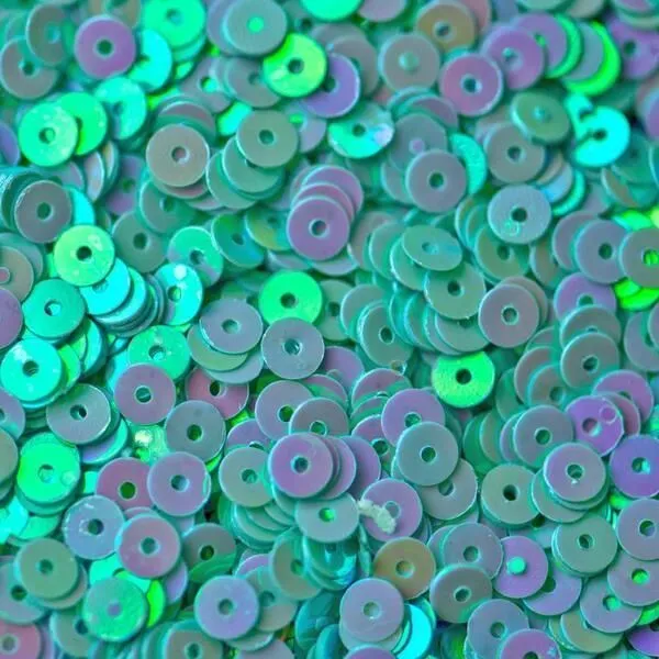 пайетки плоские, светло-зеленый радужный, 4 мм