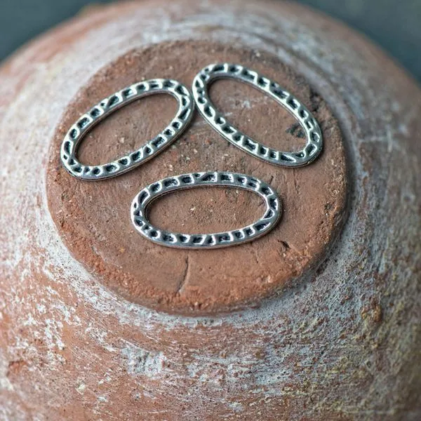 коннектор-рамка "овал №2", цвет античное серебро, 23x13x1 мм