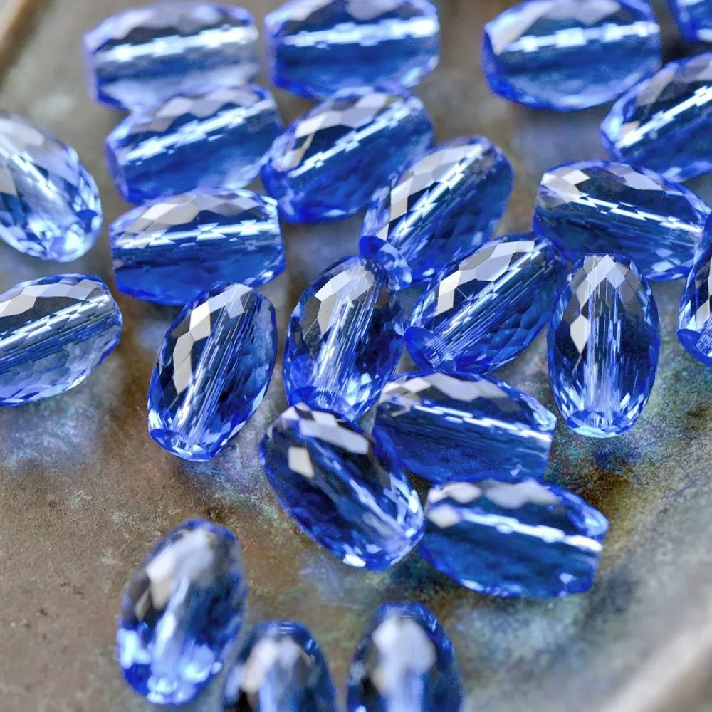 бусина, стекло овальная, граненая, цвет васильковый, 11.5x8 мм