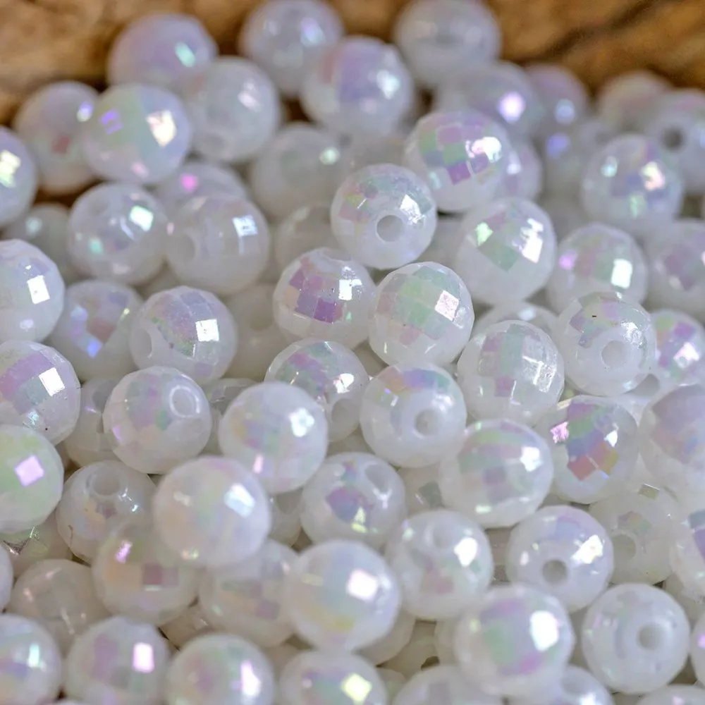 бусина, акрил 6, граненая, цвет белый радужный, 6 мм