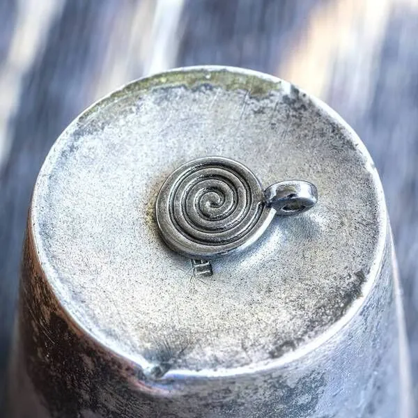 подвеска металлическая "спираль", цвет черный, 8х1.8х1.2 мм