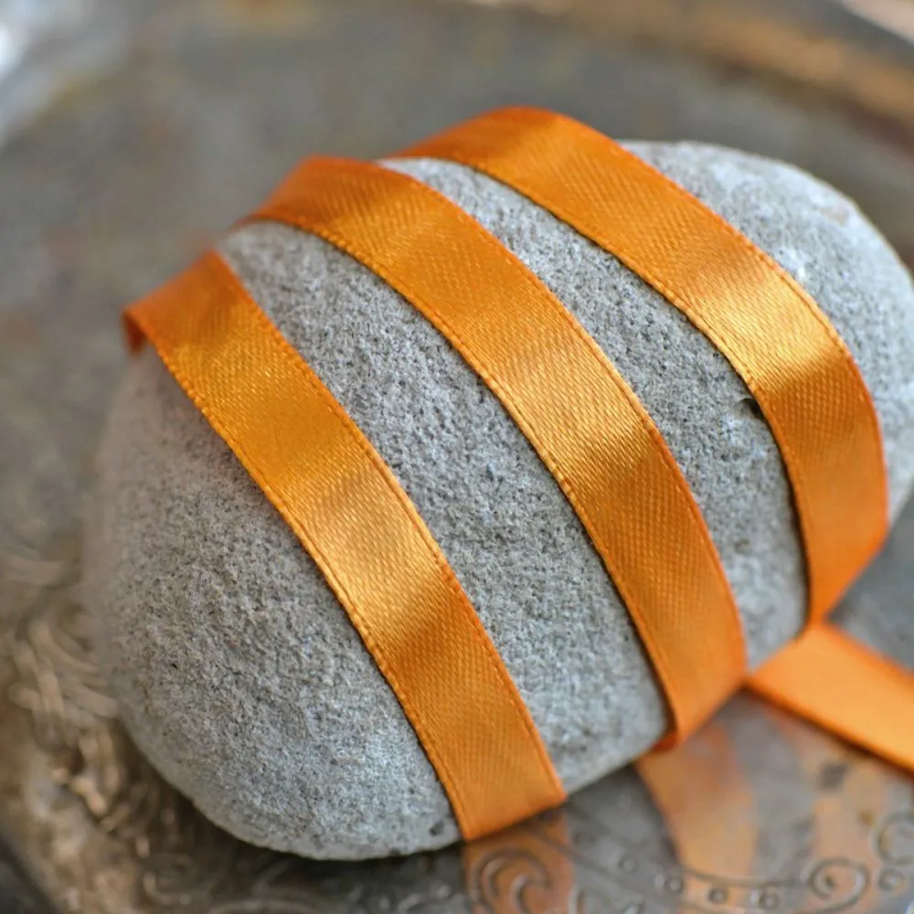 лента, атлас, цвет дынно-желтый, ширина 10 мм ленты