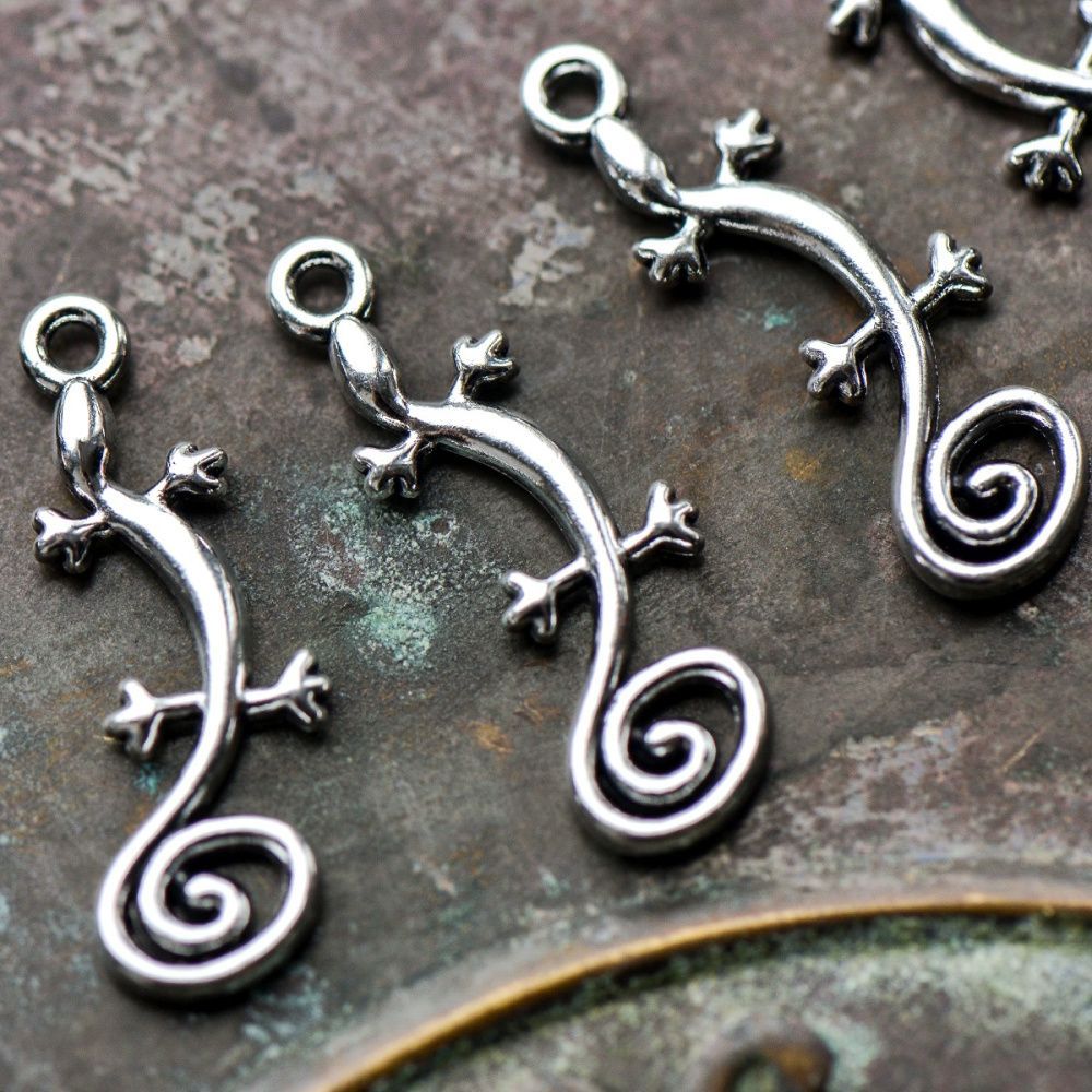подвеска металлическая "геккон", цвет античное серебро, 29x10.5x2 мм