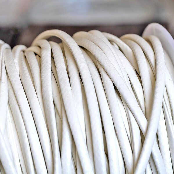 шнур, имитация кожи, плоский, цвет белый, 3х1 мм