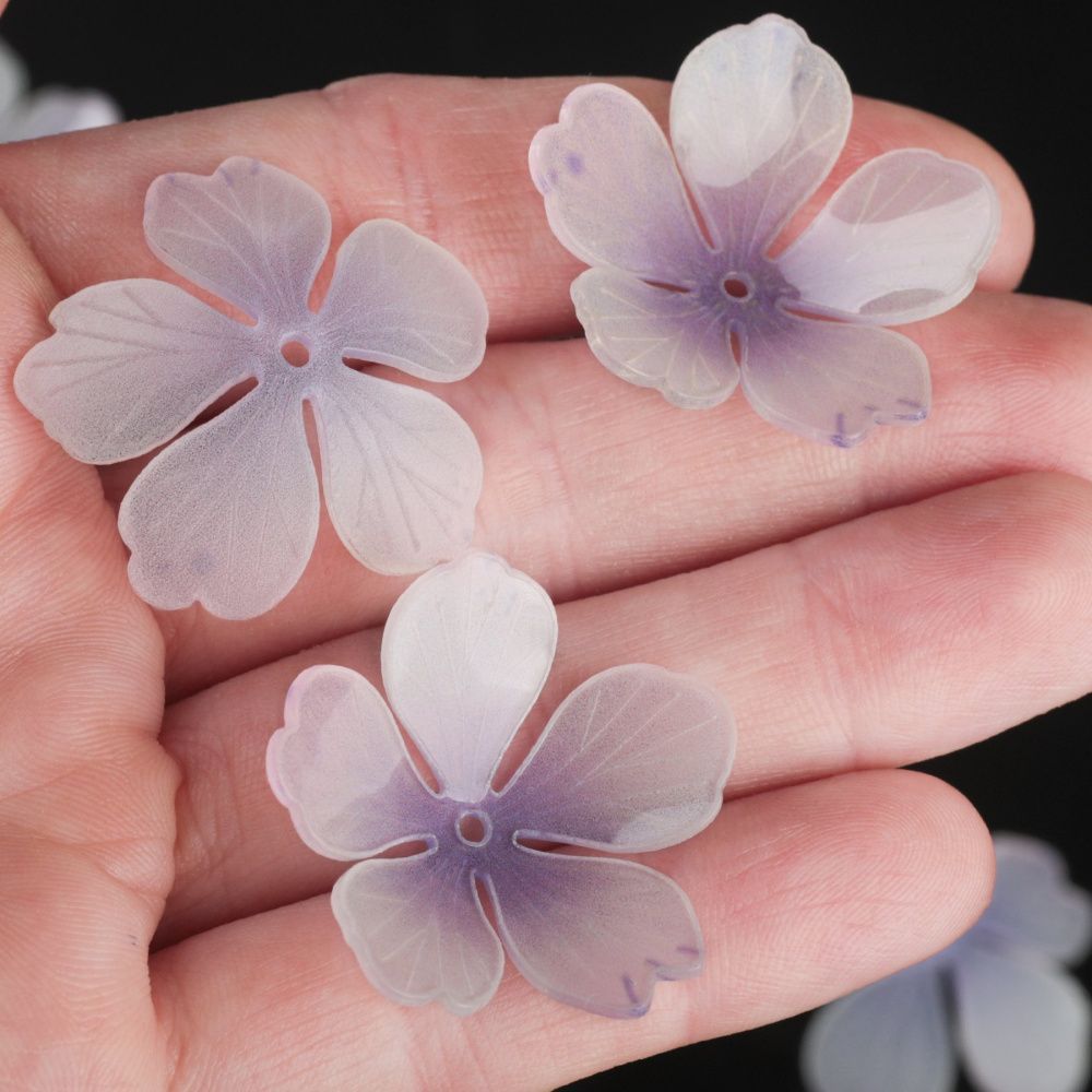 бусина, акрил "цветок сливы", цвет белый/сиреневый, 28x28x8-10 мм