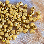 Разделитель для бусин "Сердечки", цвет золотой, 4х3.5 мм (уп 50 +/-5 шт)