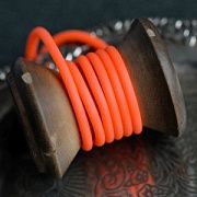 Шнур резиновый, с отверстием, цвет оранжевый неон, 3 мм