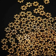 Разделитель для бусин "Цветочек", цвет античное золото, 4х1 мм (уп 3 г)