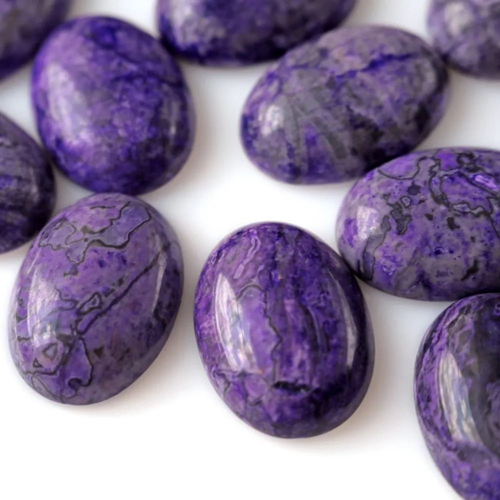 кабошон яшма овальный, цвет фиолетовый, колорирован, 25х18х7 мм