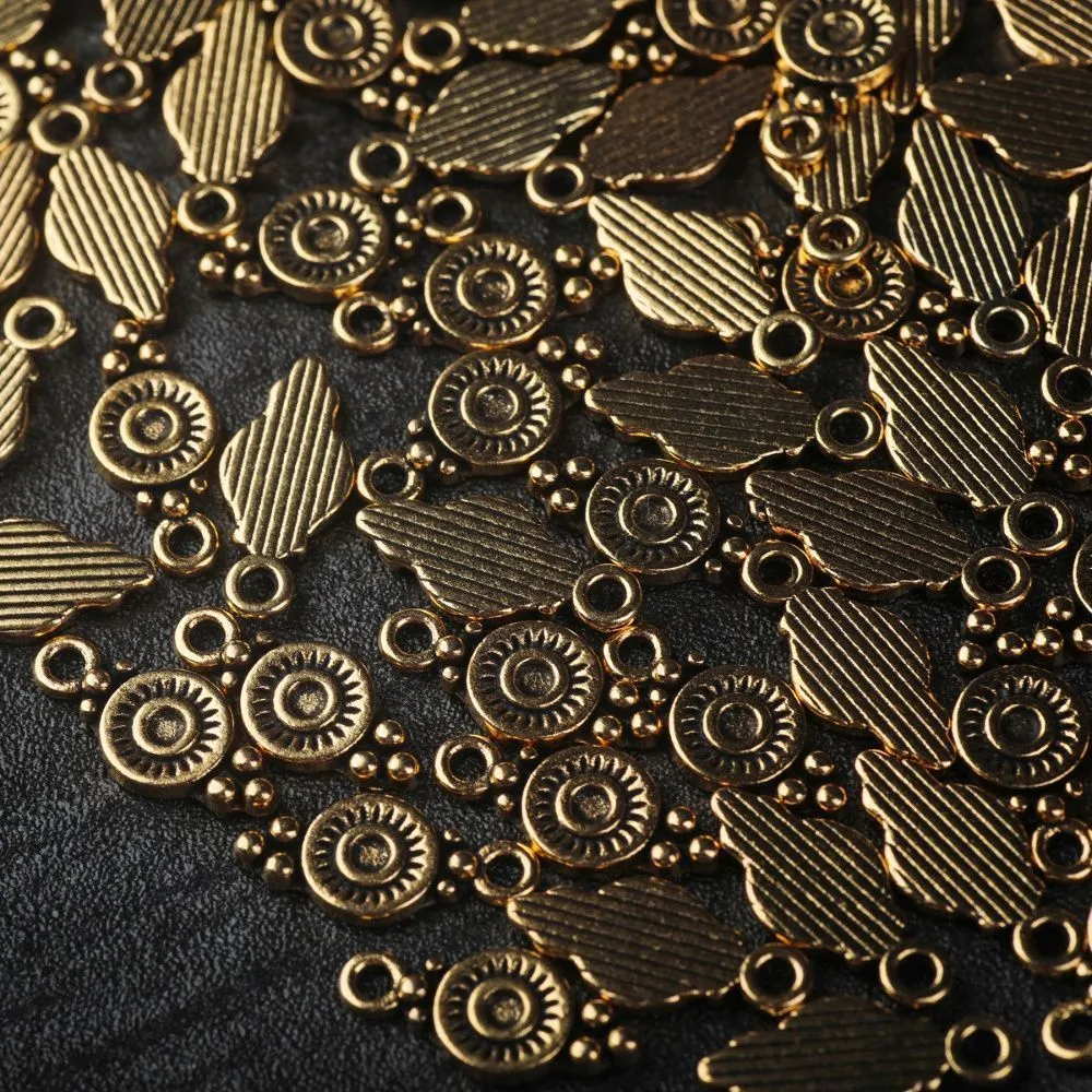 подвеска металл "митра", цвет античное золото, 16x7x1.5 мм