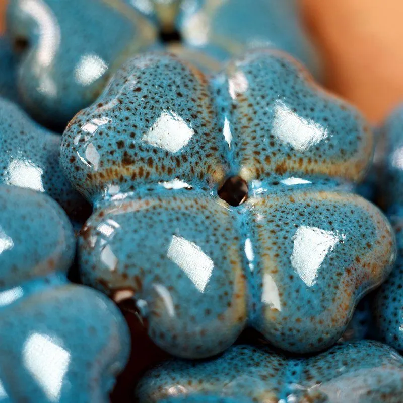 бусина, керамика "клевер", цвет бирюзовый, 28x28x7 мм