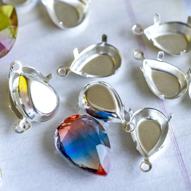 цапы-подвеска для стразов каплевидные, закрытые, серебро, 14х10 мм