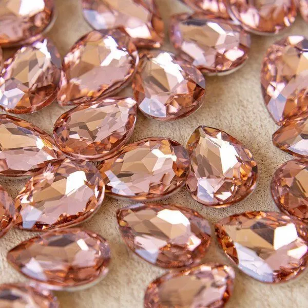 кабошон стекло кристалл, каплевидный, цвет champagne, 18х13 мм