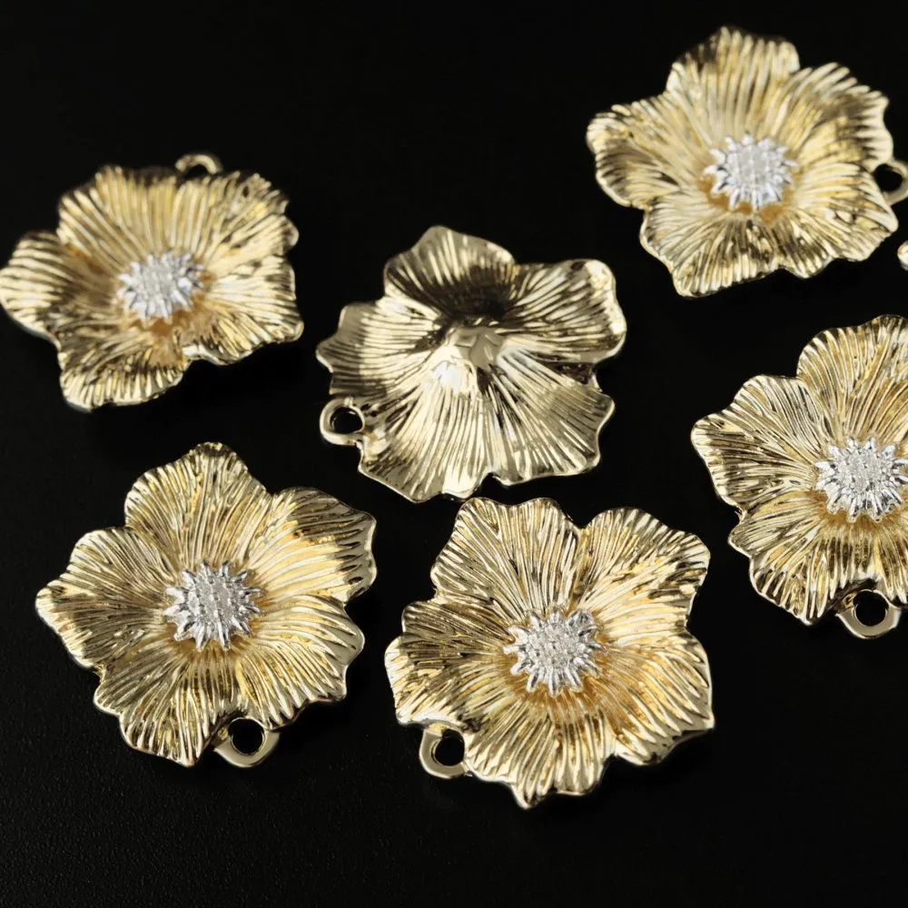 подвеска металл "цветок шиповника", цвет светлое золото, 26x25x5 мм