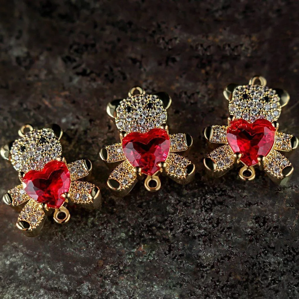 коннектор "мишутка", позолота/циркон красный, 20x16x7 мм