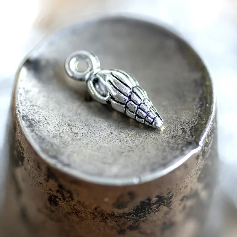 подвеска металлическая "ракушка", цвет античное серебро, 14x5x4 мм